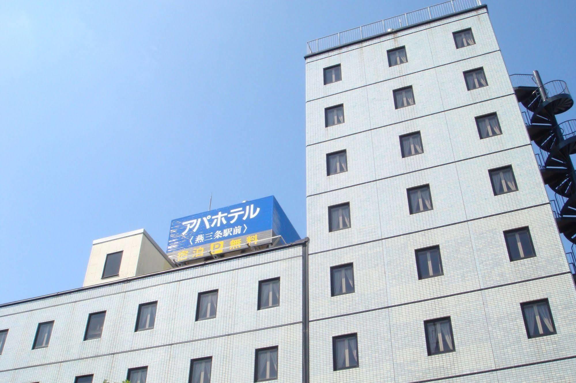 Apa Hotel Tsubame-Sanjo Ekimae Bagian luar foto